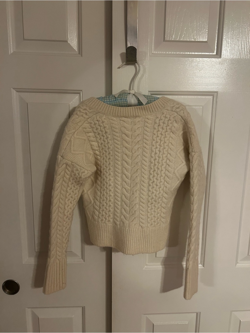 Vineyard Vines Cream Cable Knit V-Neck Sweater - Picture 2 of 3